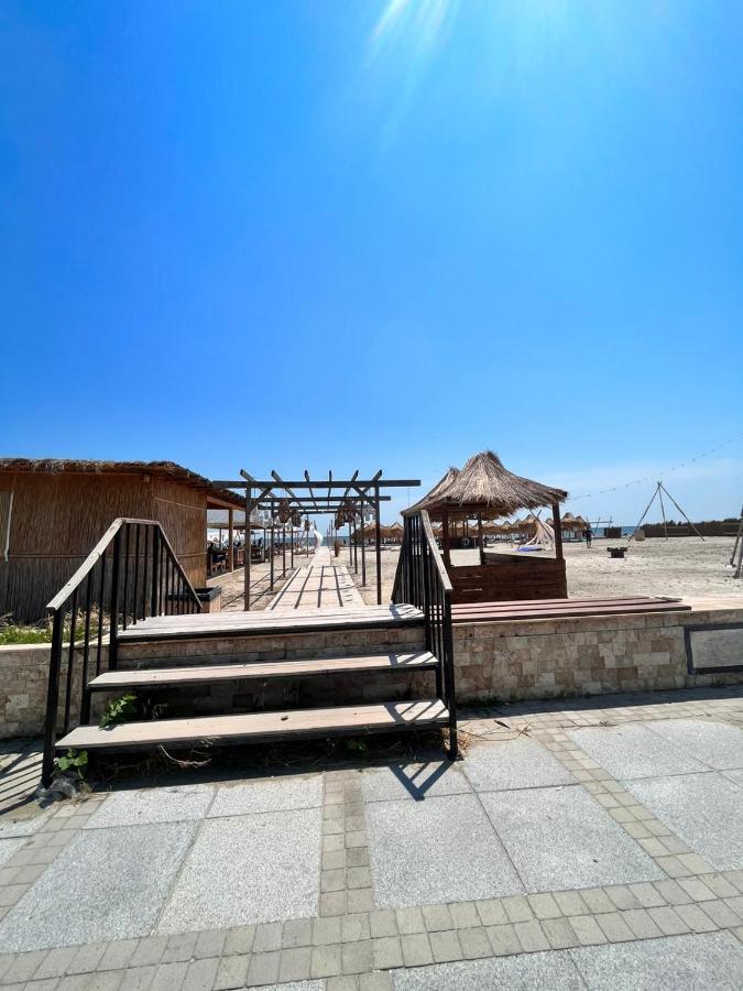 Sunny Blue Studio Navodari Bagian luar foto